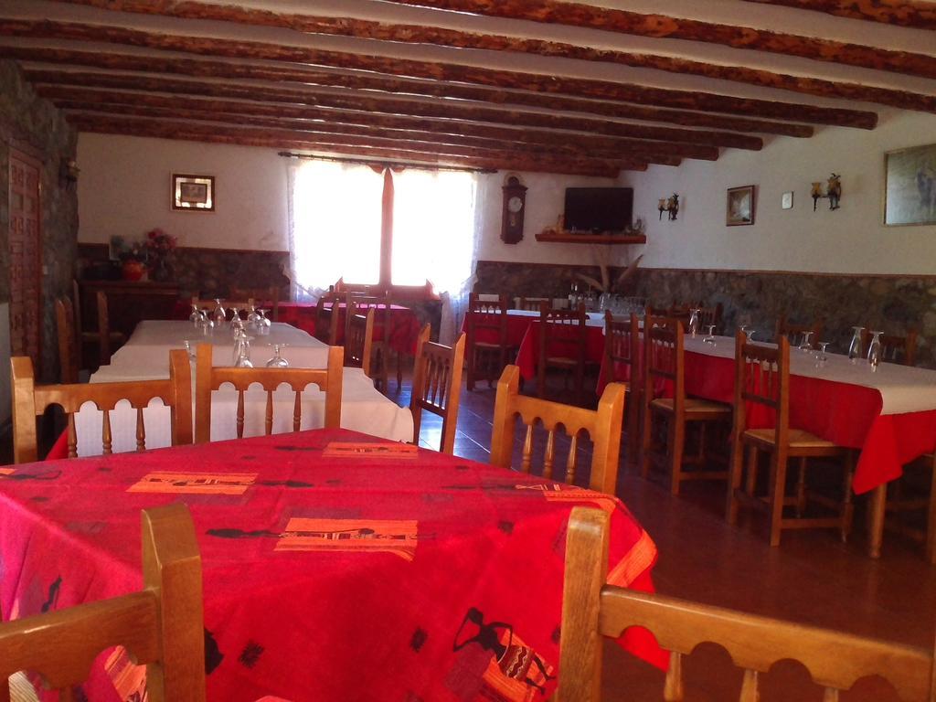 Pension Pallaruelo Saravillo エクステリア 写真
